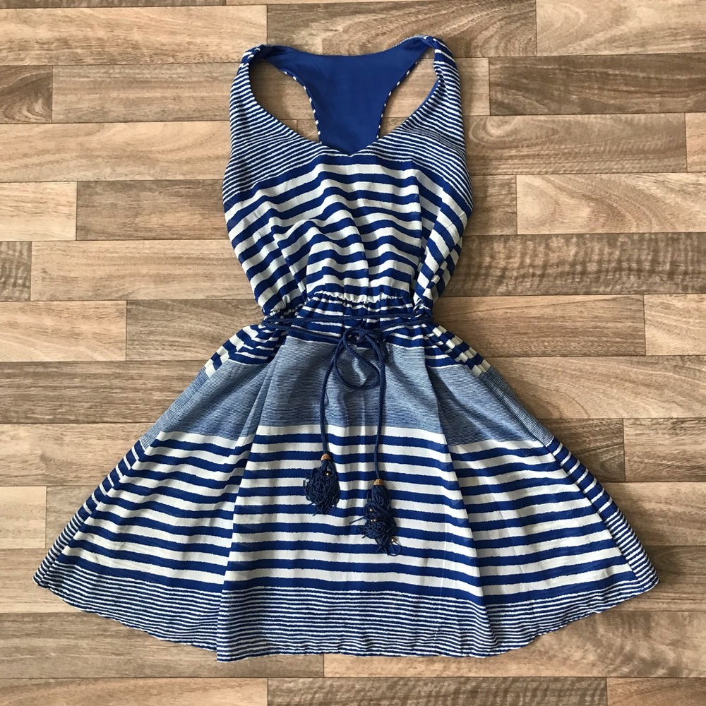 Cute summer dress!
